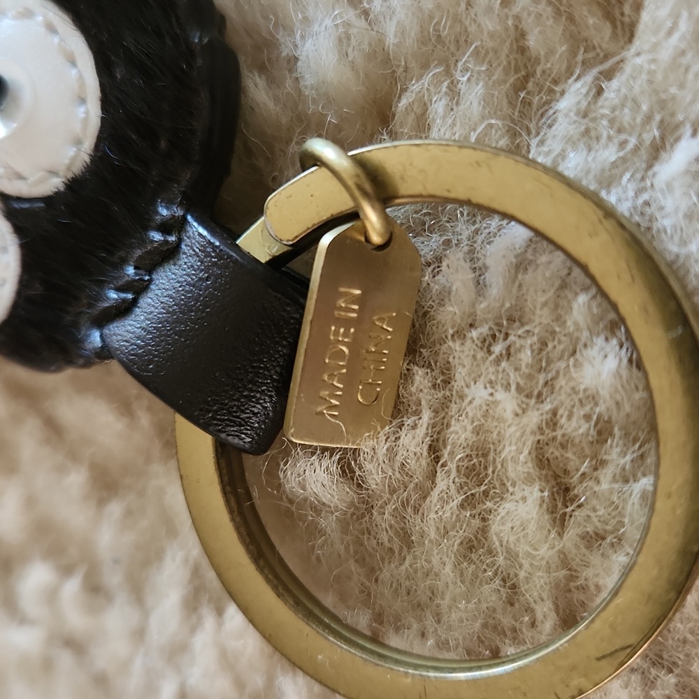 Adorable NWOT Coach Signature Leather Owl Key Ring π€ππ¦β€οΈπ - Picture 5 of 10